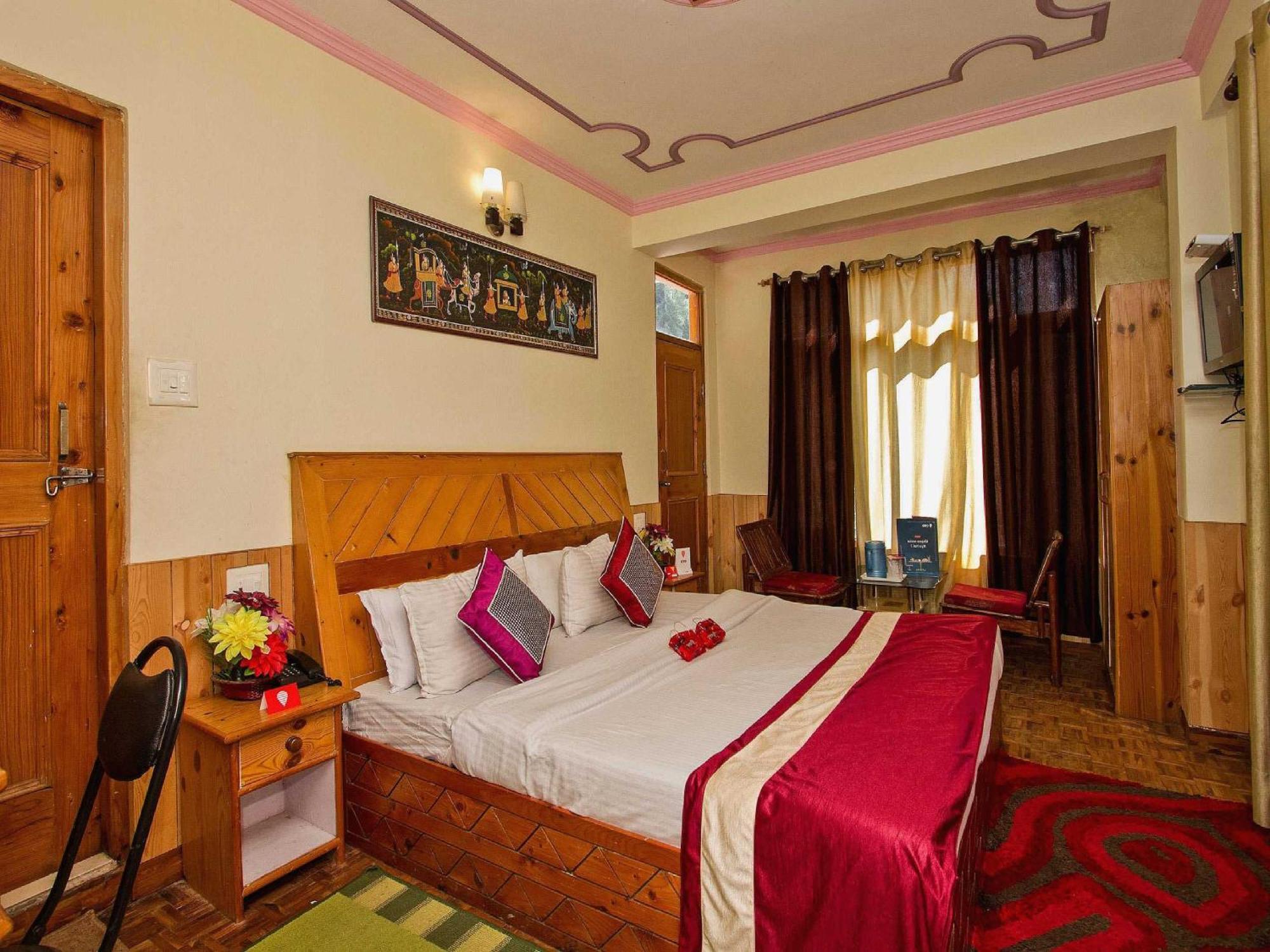 Hotel O Antriksh Cottage Manāli Buitenkant foto