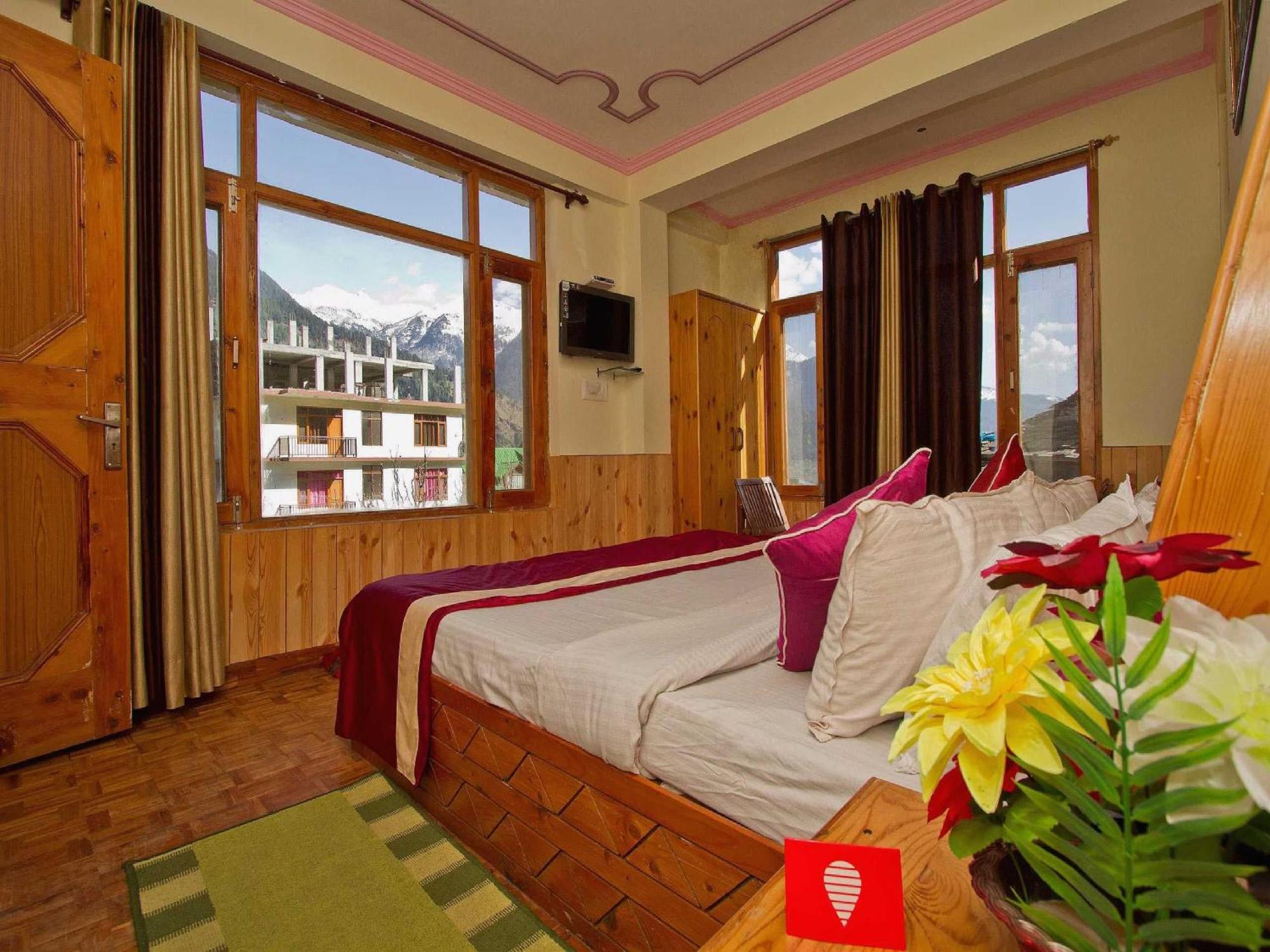 Hotel O Antriksh Cottage Manāli Buitenkant foto