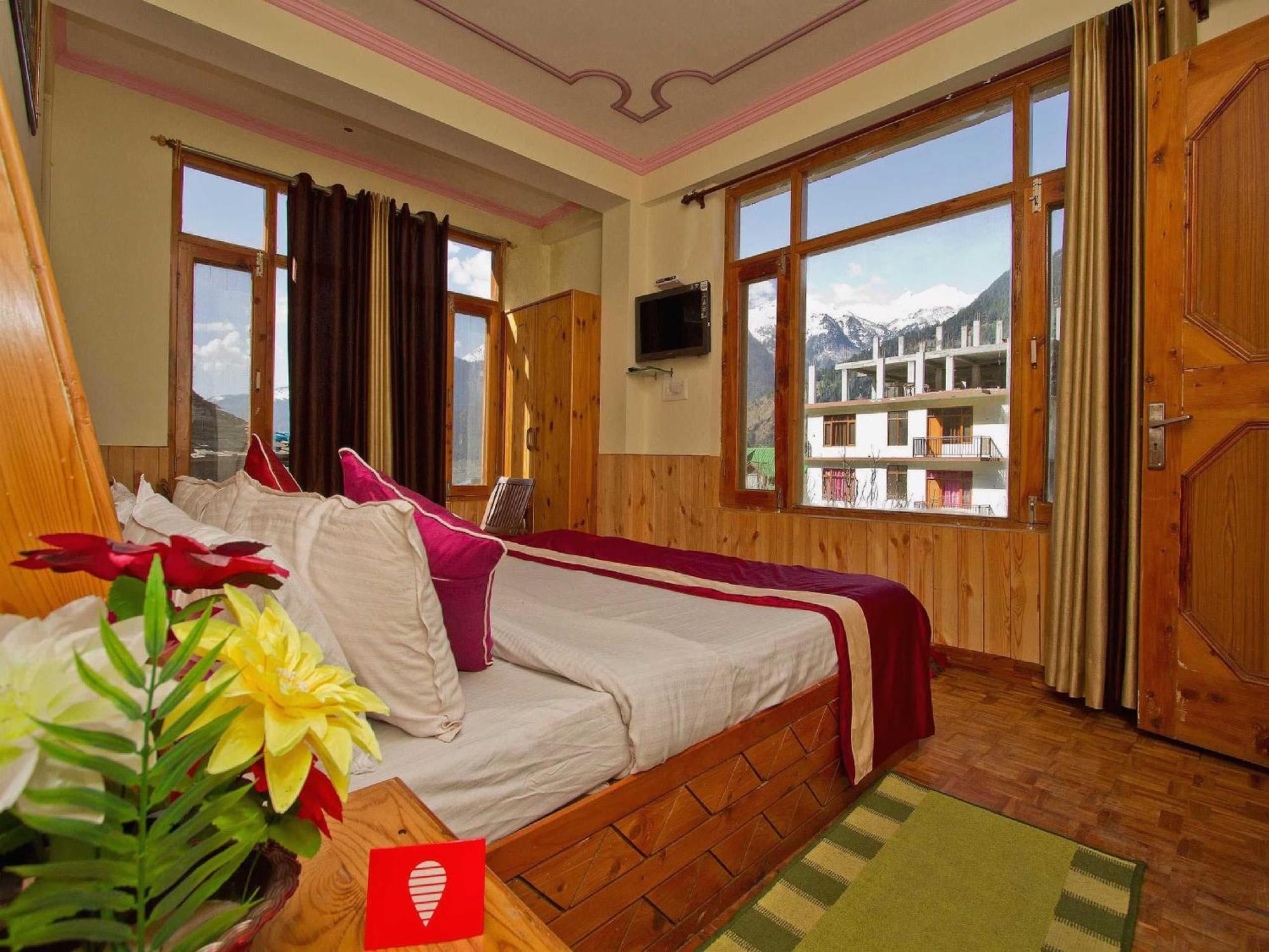 Hotel O Antriksh Cottage Manāli Buitenkant foto